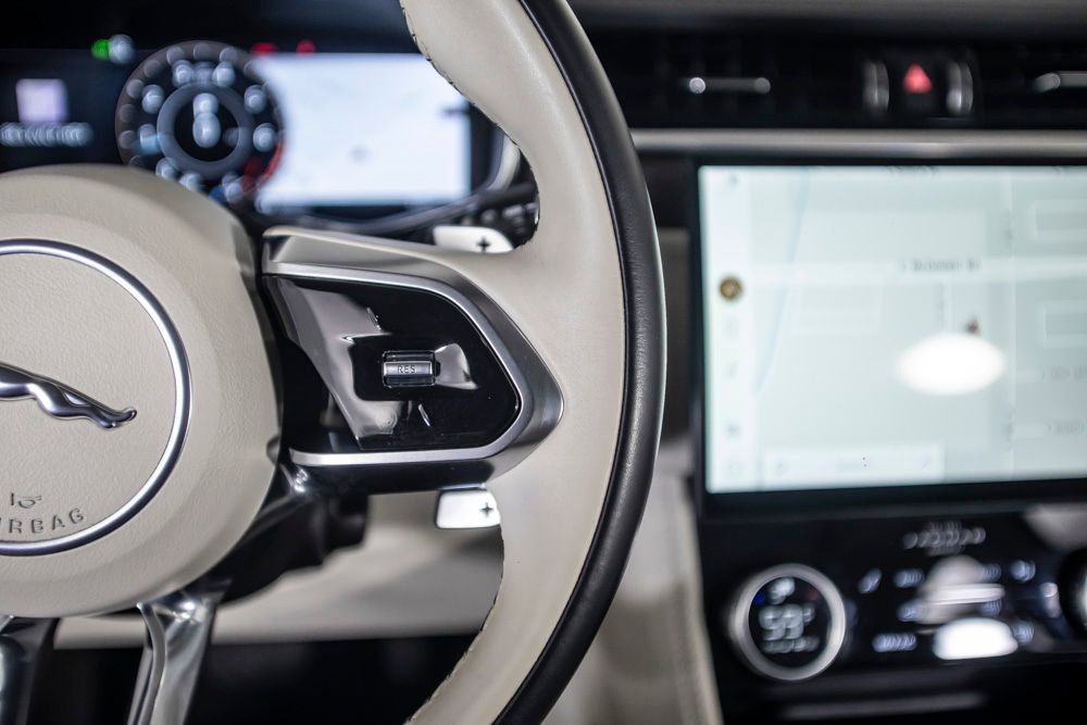 Used 2021 Jaguar F-PACE S image 38