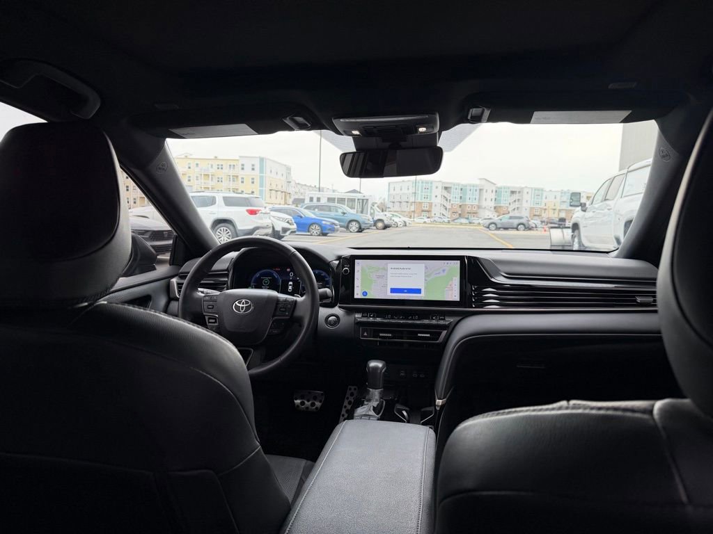 Used 2025 Toyota Camry XSE image 17