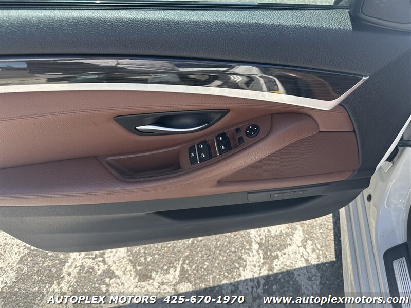 Used 2013 BMW 535i xDrive Sedan AWD/4WD image 18