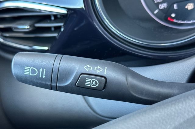 Used 2023 Buick Encore GX Select w/ Sport Touring Package image 38