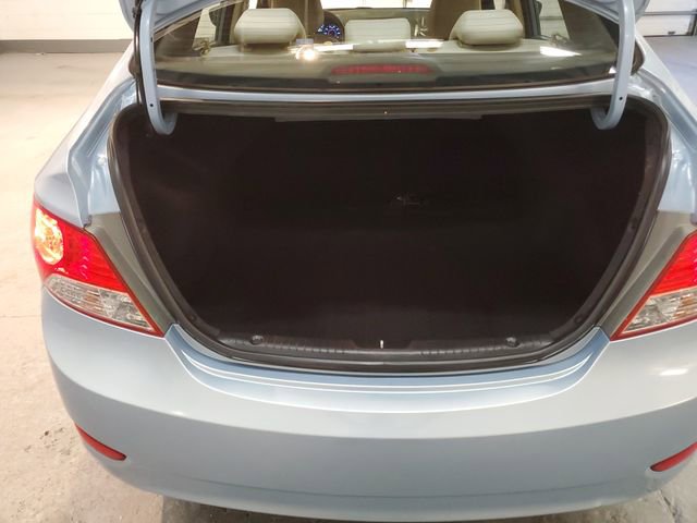 Used 2012 Hyundai Accent GLS FWD image 24