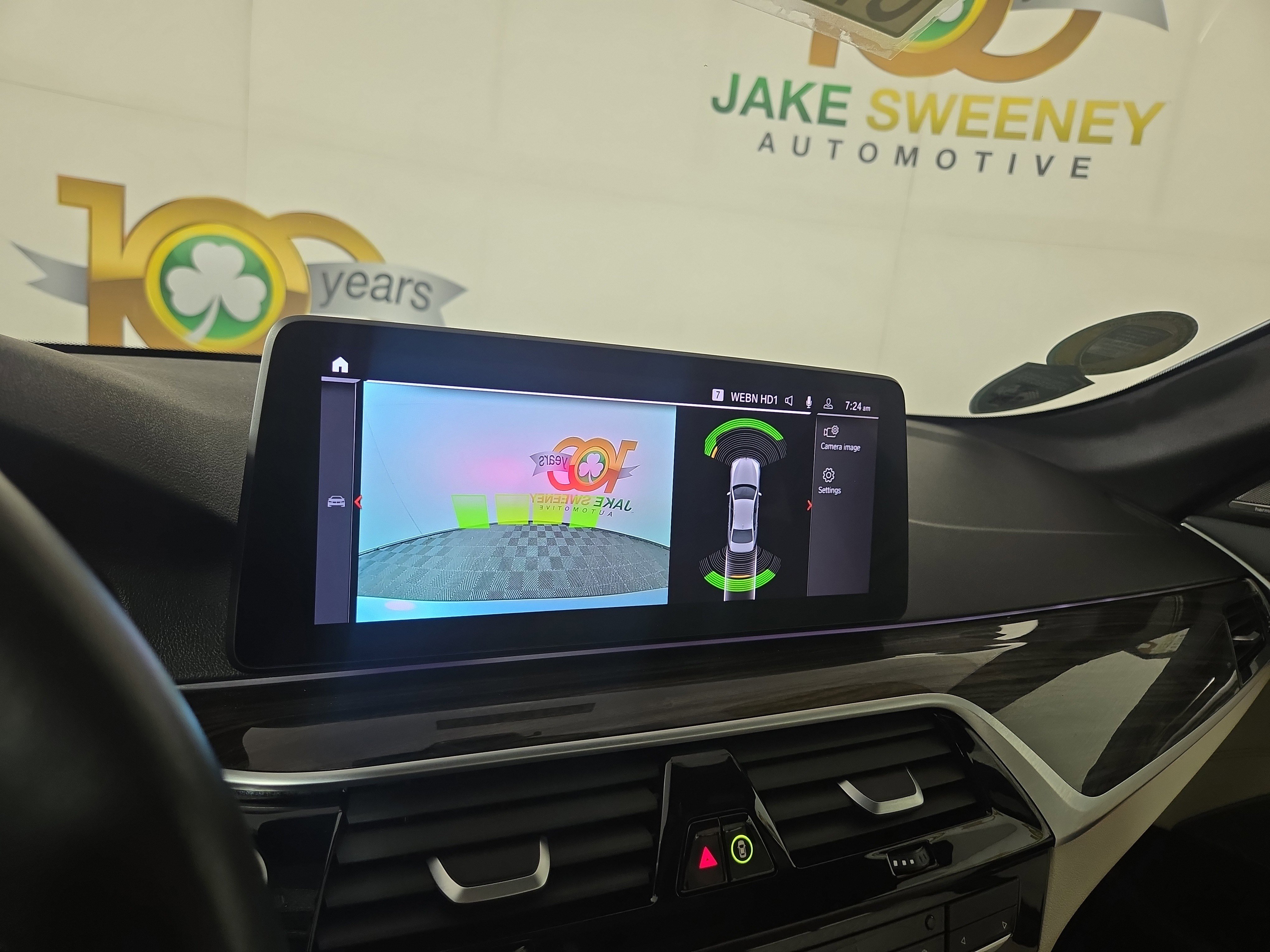 Used 2022 BMW 530i xDrive w/ Executive Package image 21