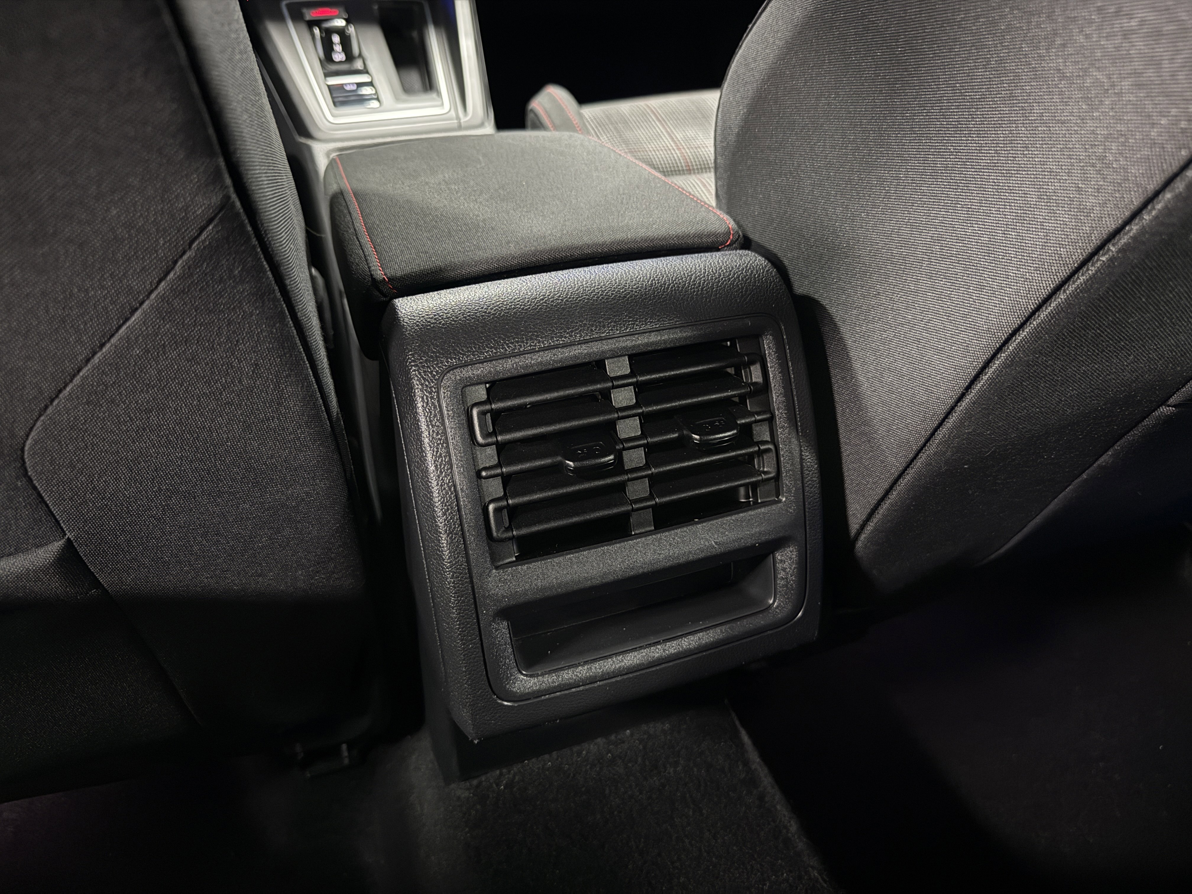 Used 2022 Volkswagen GTI S image 38