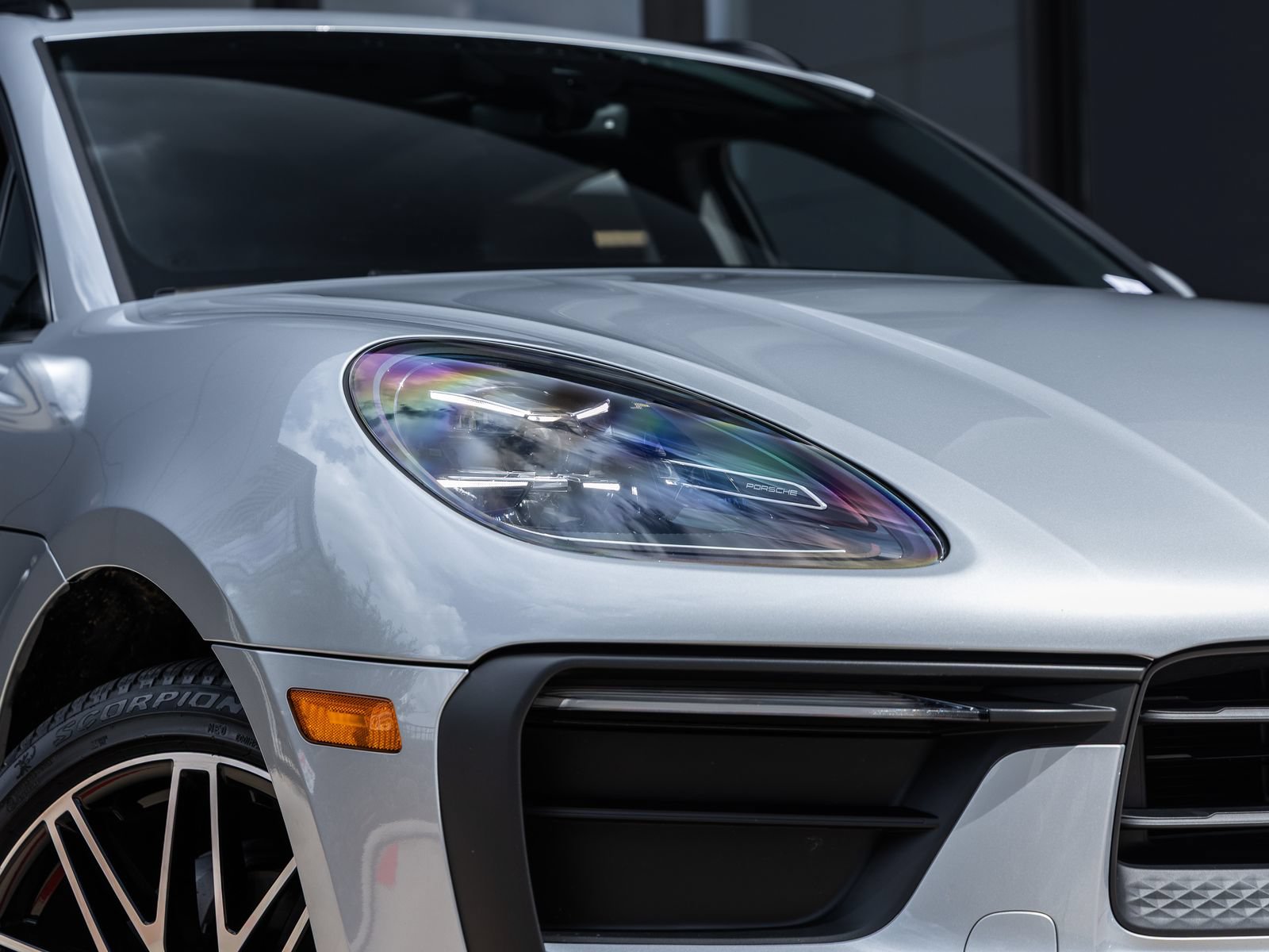 Certified 2026 Porsche Macan AWD/4WD image 20