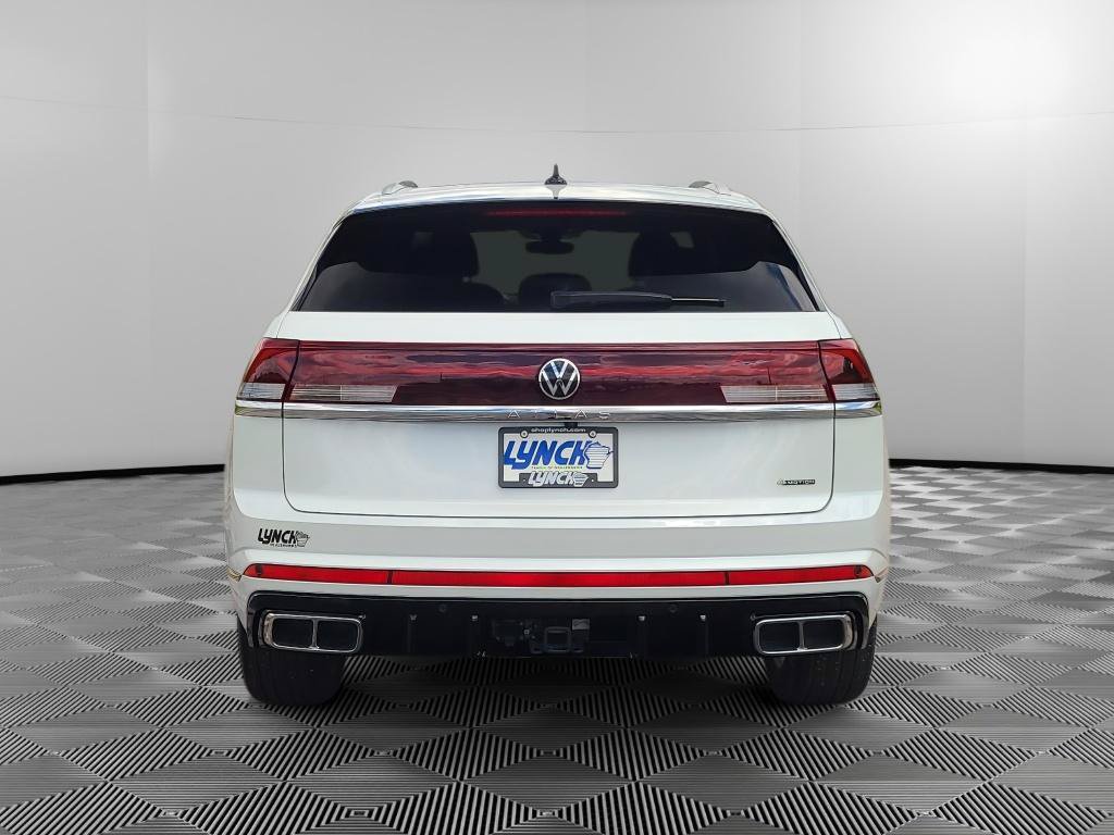 Used 2024 Volkswagen Atlas Cross Sport SEL Premium R-Line AWD/4WD image 3