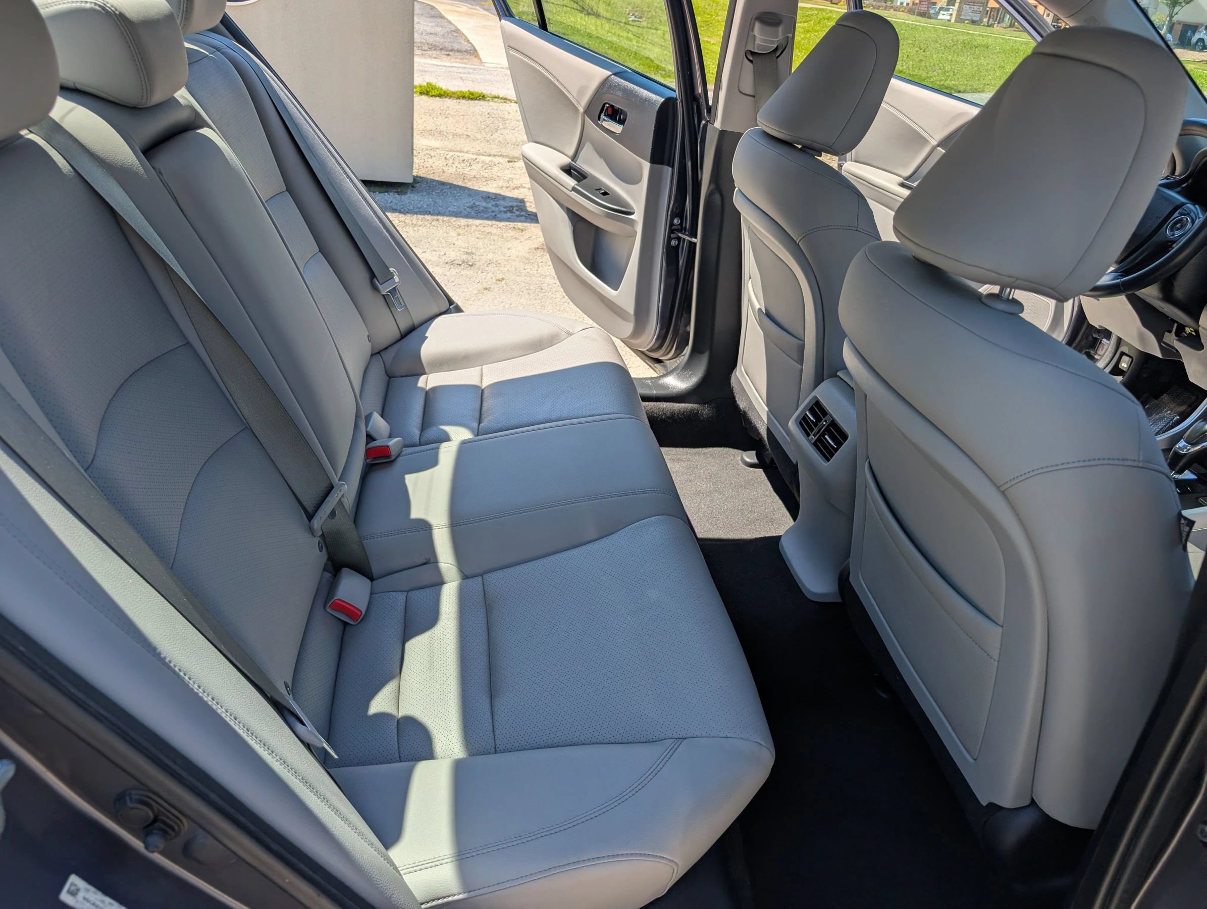 Used 2013 Honda Accord EX-L image 35