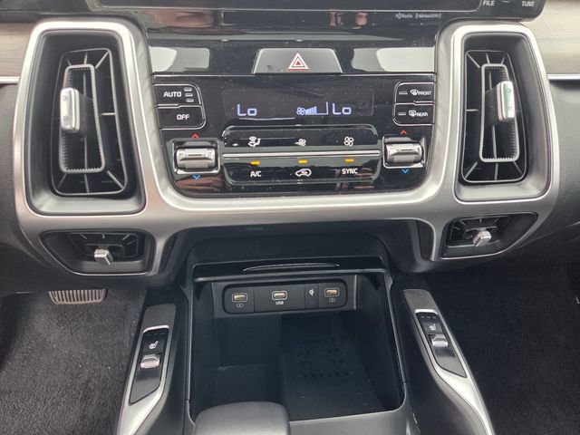 Used 2023 Kia Sorento S w/ Panoramic Sunroof Package AWD/4WD image 21