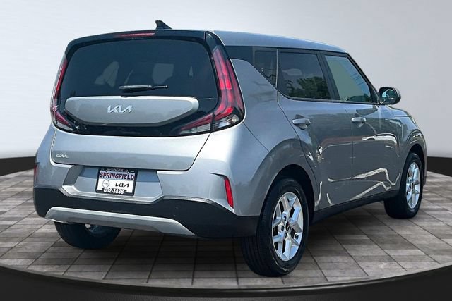 Certified 2023 Kia Soul LX w/ LX Technology Package FWD image 6