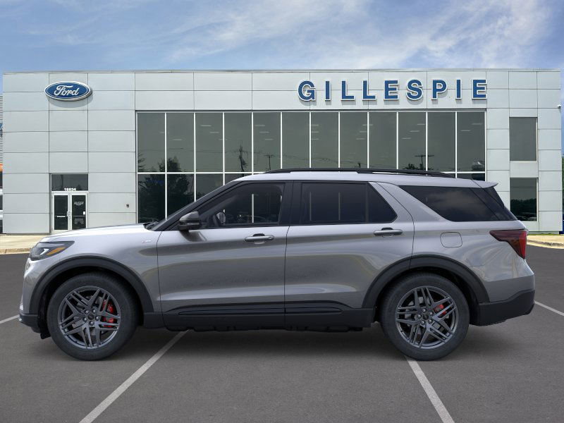 New 2026 Ford Explorer ST-Line image 3