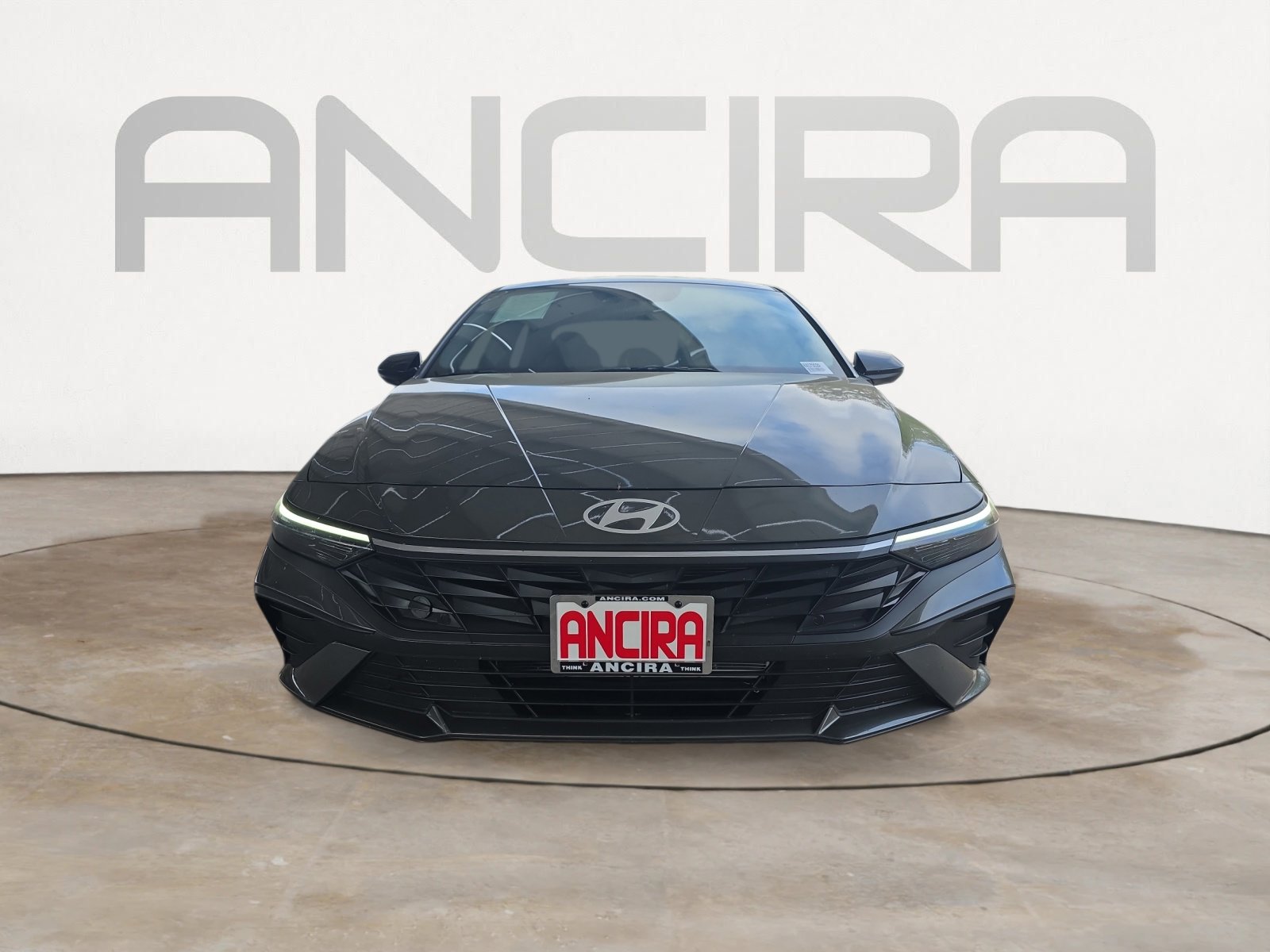 Used 2025 Hyundai Elantra Sport image 3