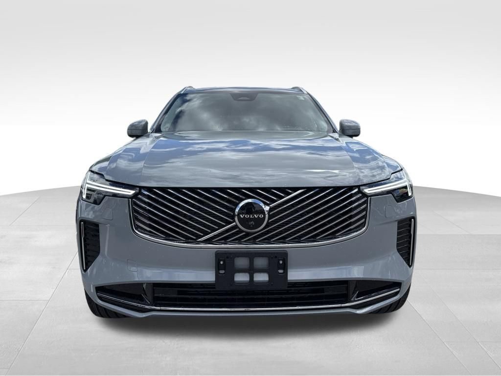 New 2026 Volvo XC90 B6 Ultra w/ Protection Package AWD/4WD image 8