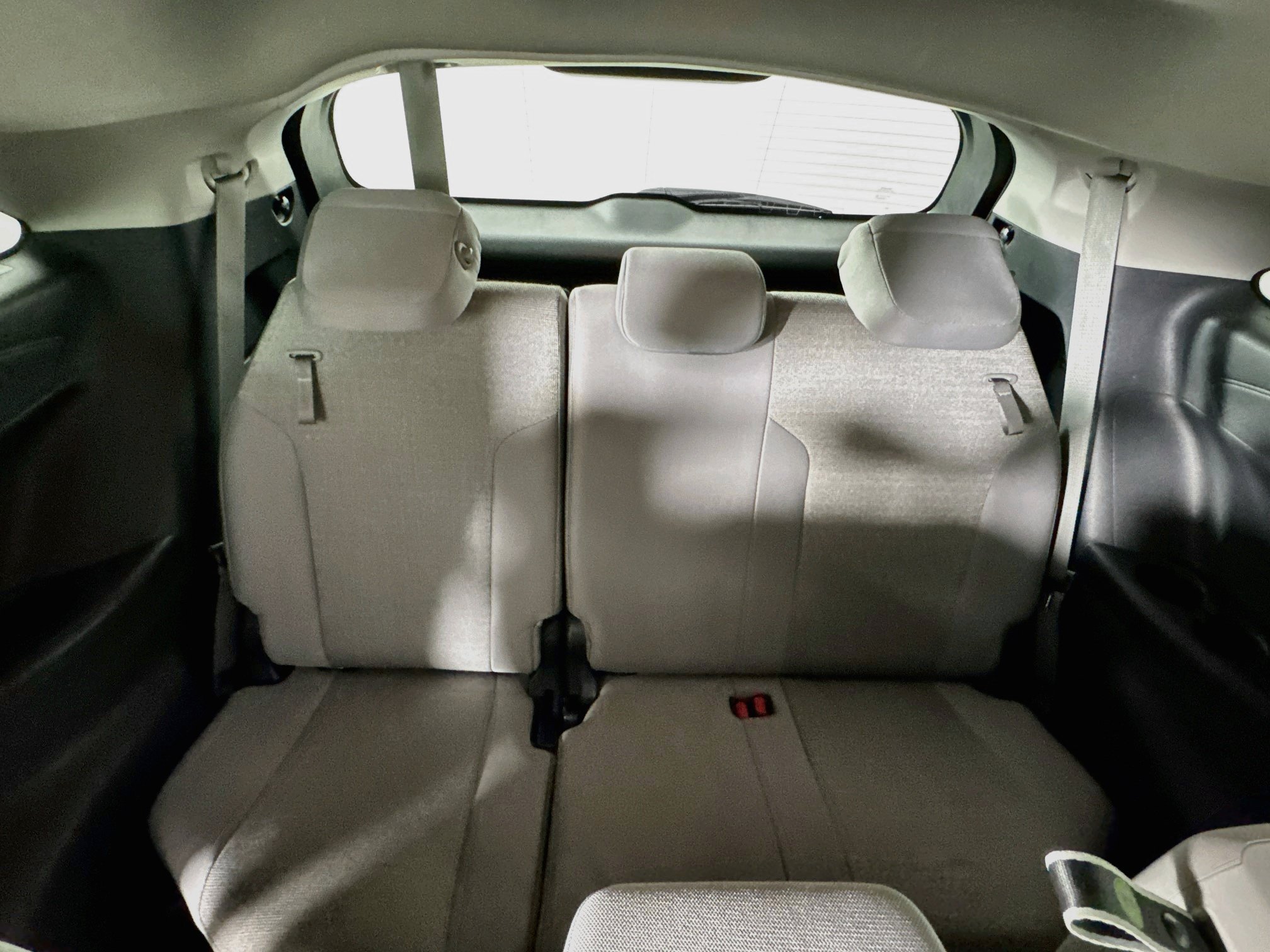 Certified 2025 Toyota Sienna LE FWD image 26