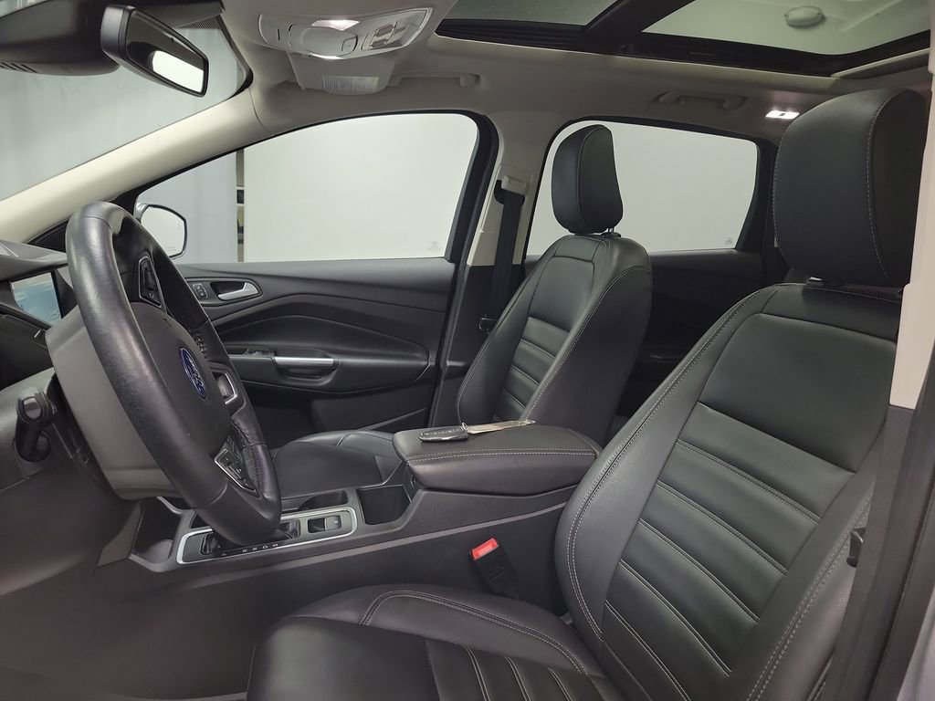 Used 2019 Ford Escape SEL image 13