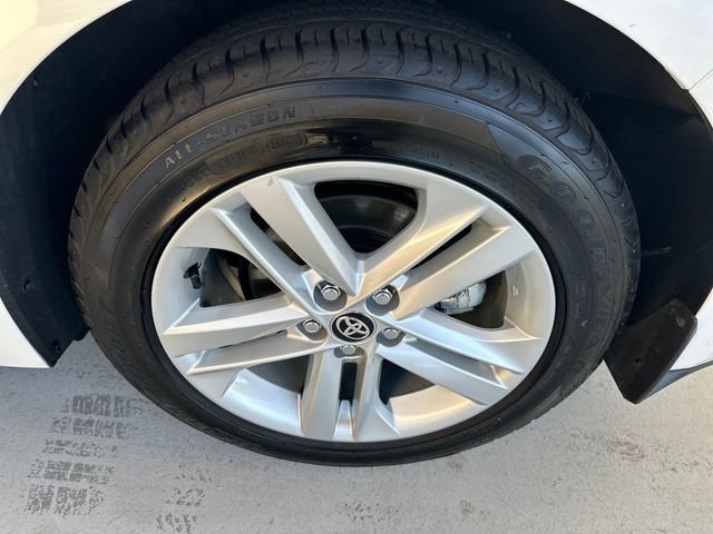 Certified 2022 Toyota Corolla SE w/ SE Preferred Package image 8