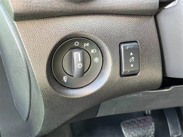 Used 2014 Ford Fiesta SE w/ Equipment Group 201A image 27