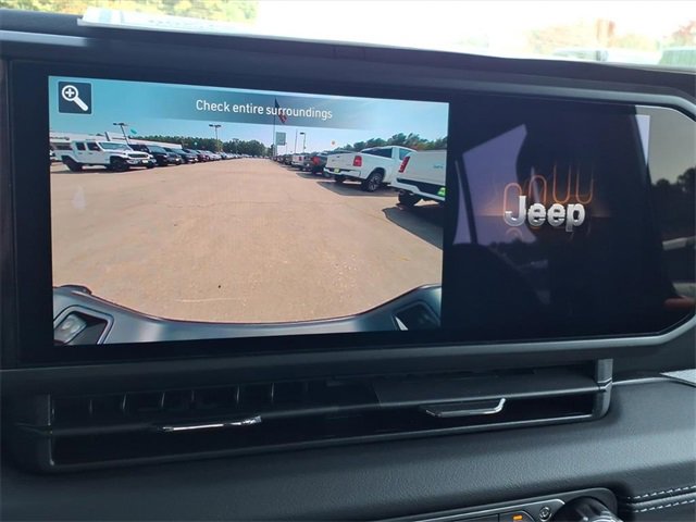 New 2025 Jeep Gladiator Sport image 27