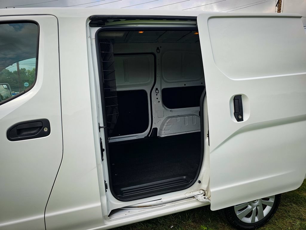 Used 2021 Nissan NV200 SV w/ Back Door Glass Package FWD image 27
