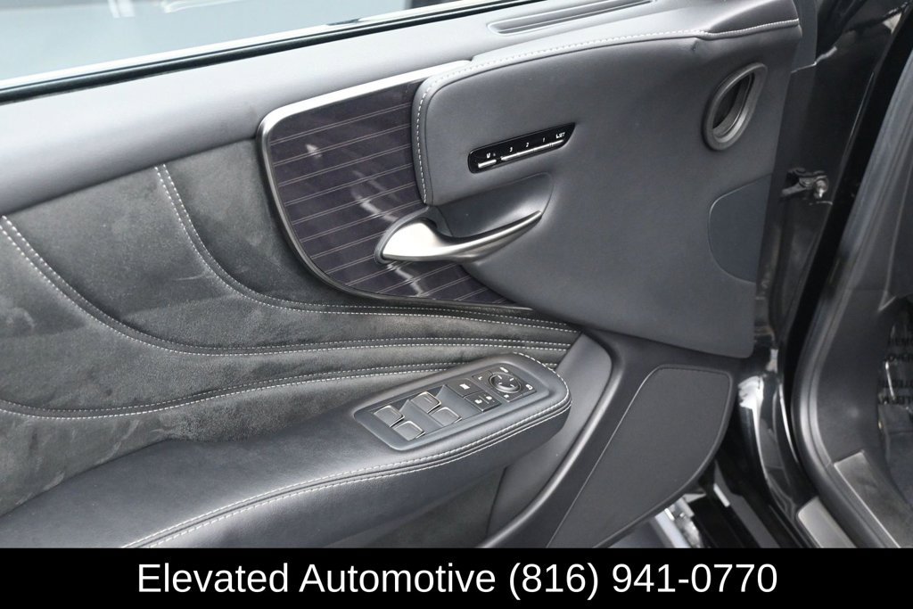 Used 2018 Lexus LS 500 AWD w/ Accessory Package (Z2) image 15
