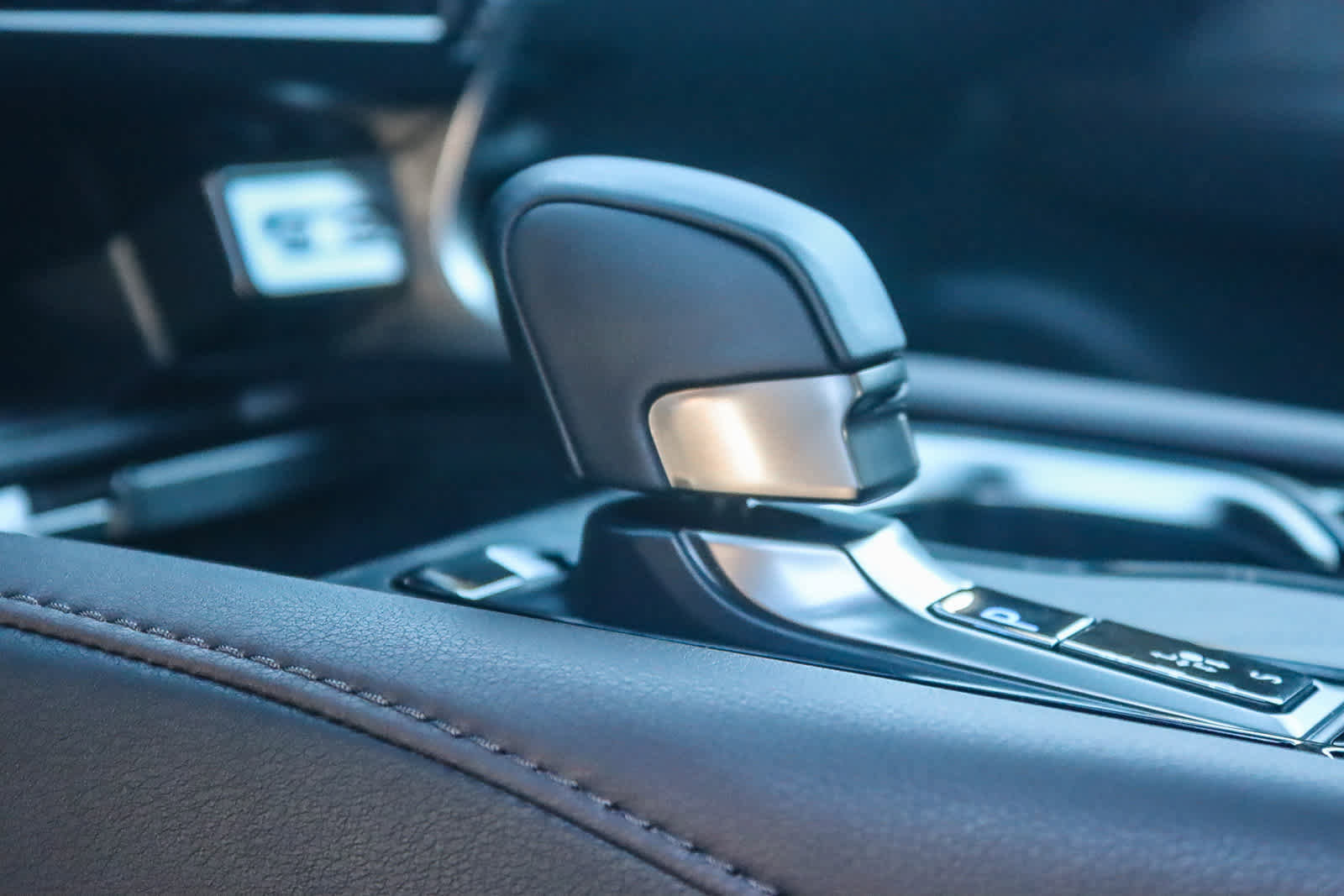 New 2026 Lexus RX 450h Luxury image 23