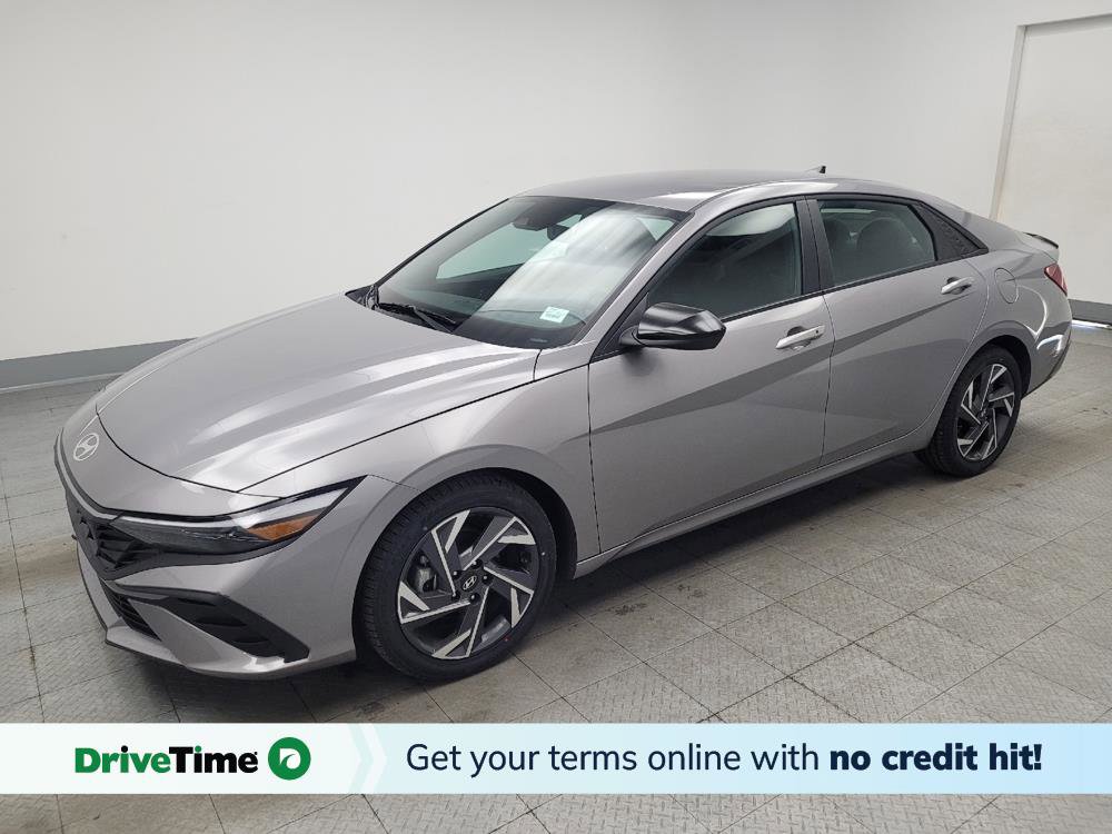 Used 2025 Hyundai Elantra Sport FWD image 1