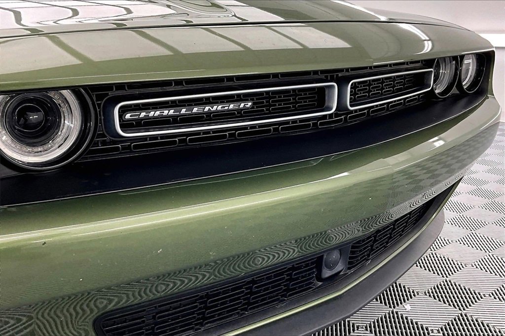 Used 2018 Dodge Challenger GT image 28