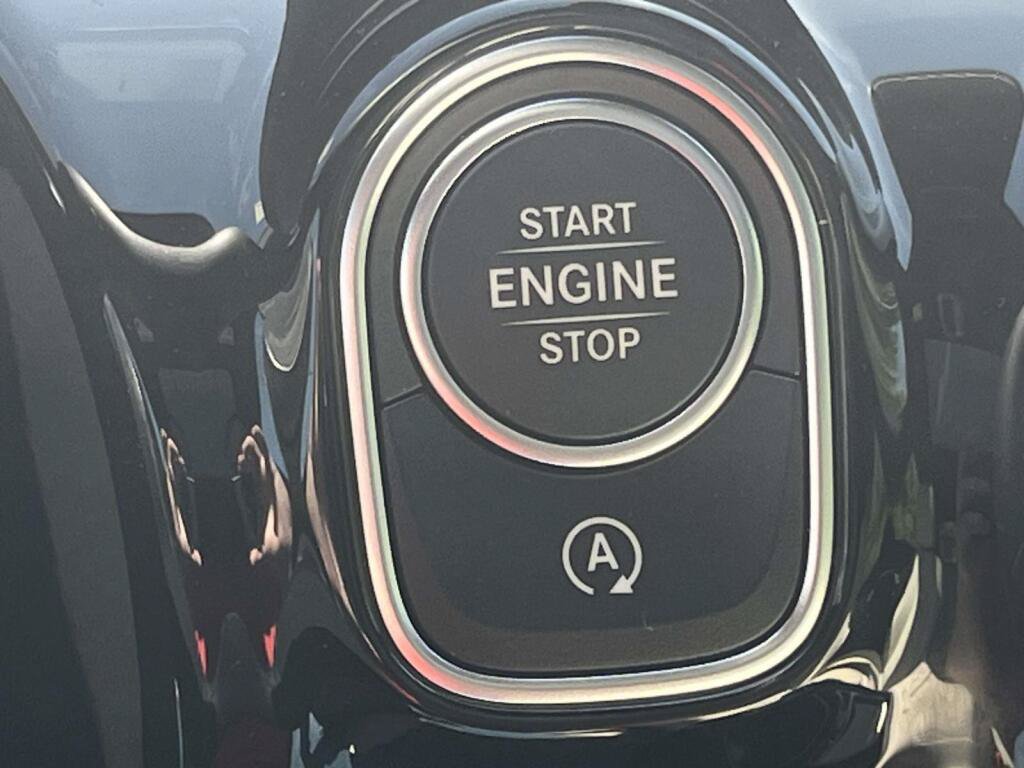New 2026 Mercedes-Benz CLA 250 4MATIC image 37