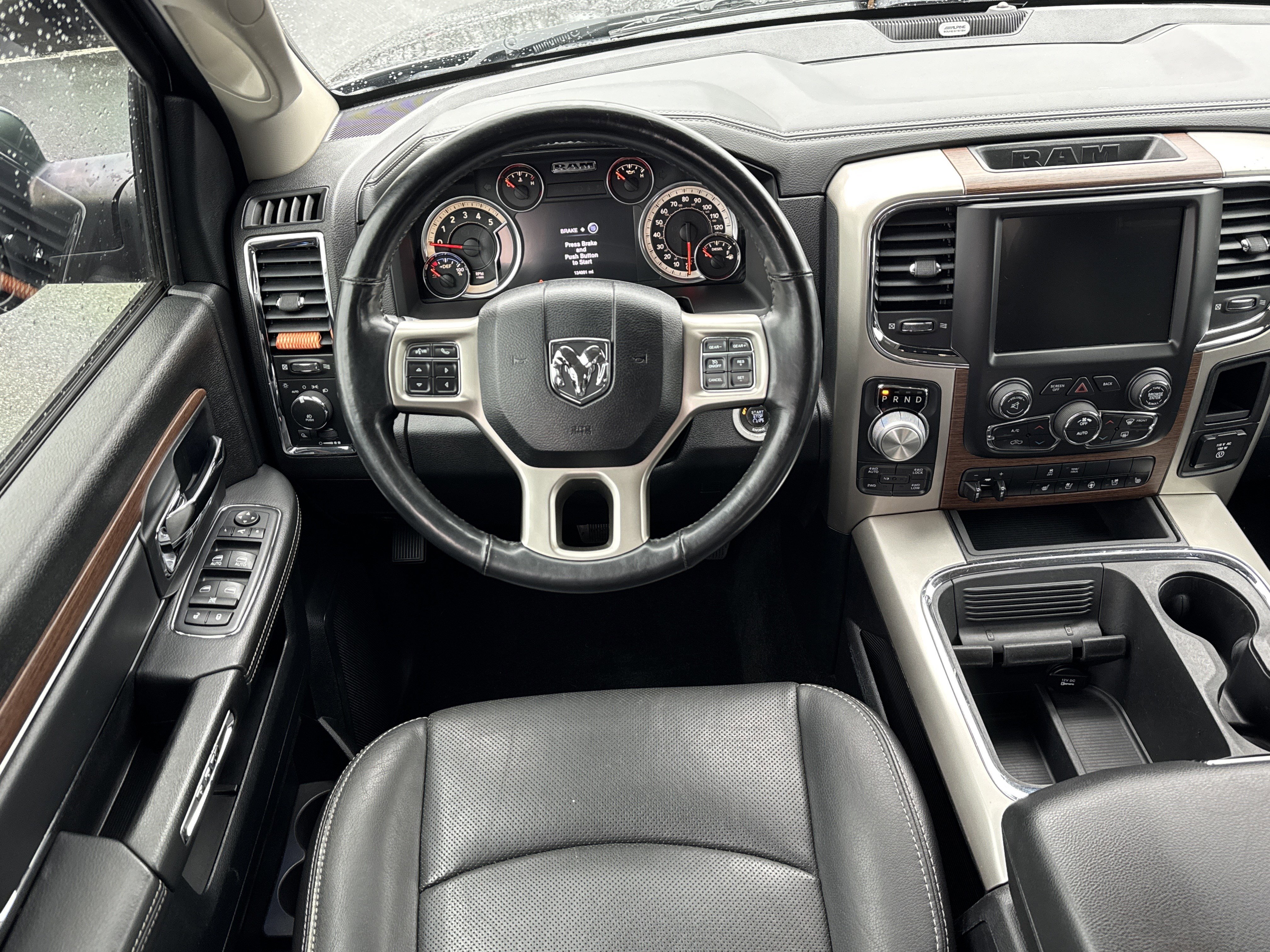 Used 2016 RAM 1500 Laramie w/ Convenience Group image 28