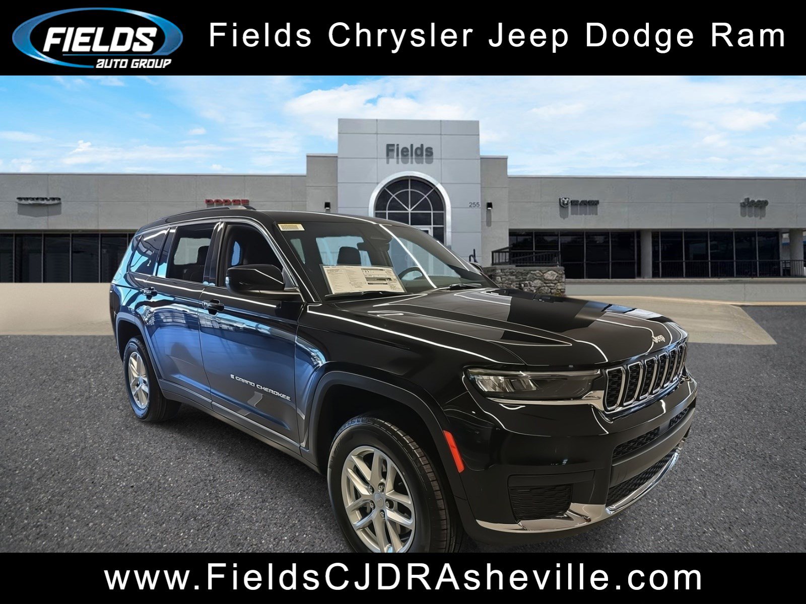New 2026 Jeep Grand Cherokee L Laredo w/ Trailer Tow Package