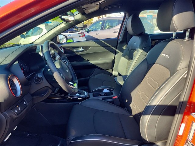 Used 2024 Kia Forte GT-Line image 16