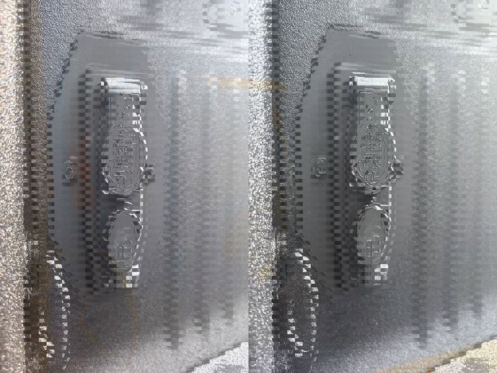 New 2026 Ford F350 Lariat w/ Black Appearance Package image 15