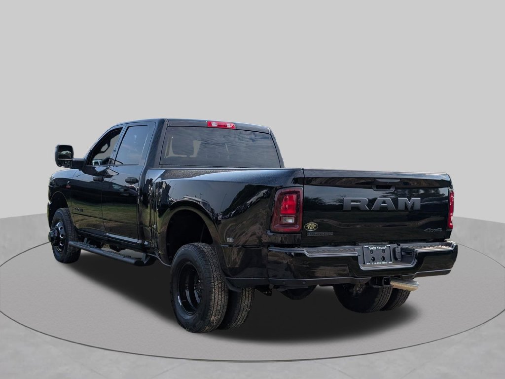 New 2026 RAM 3500 Big Horn AWD/4WD image 5