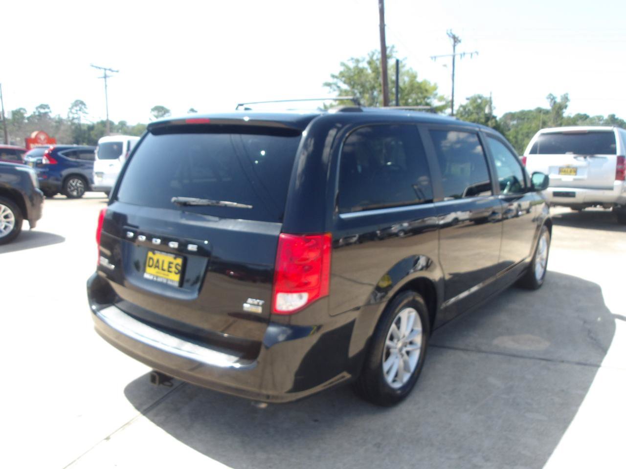 Used 2019 Dodge Grand Caravan SXT FWD image 10