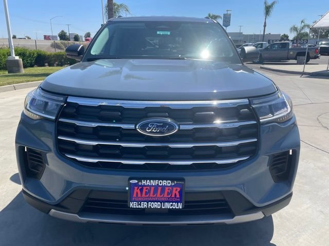 New 2026 Ford Explorer Active RWD image 8