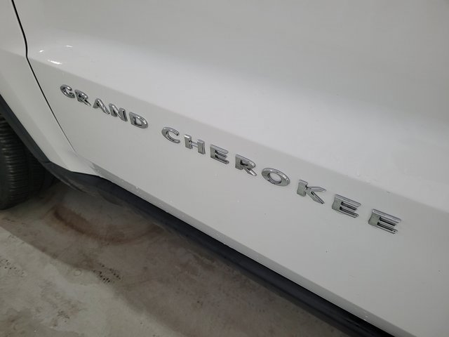 Used 2012 Jeep Grand Cherokee Altitude image 18