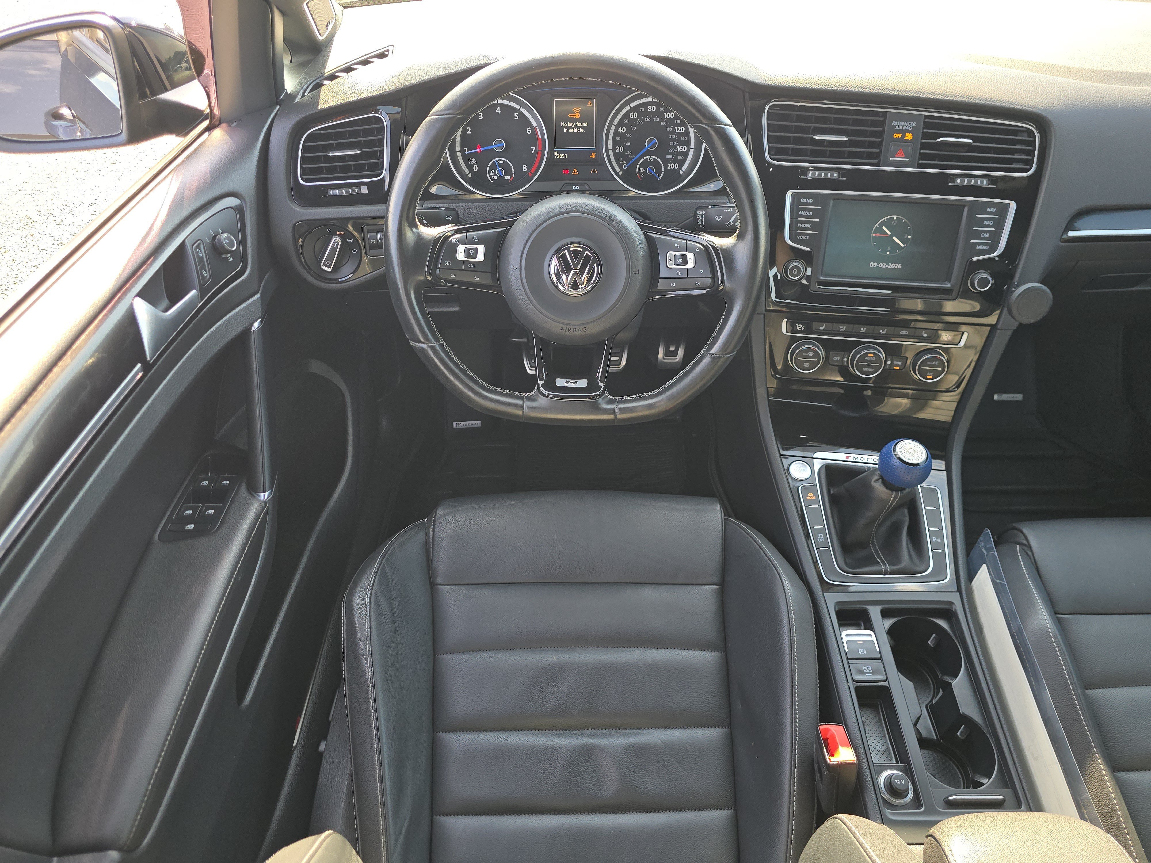 Used 2017 Volkswagen Golf R 4-Door AWD/4WD image 23