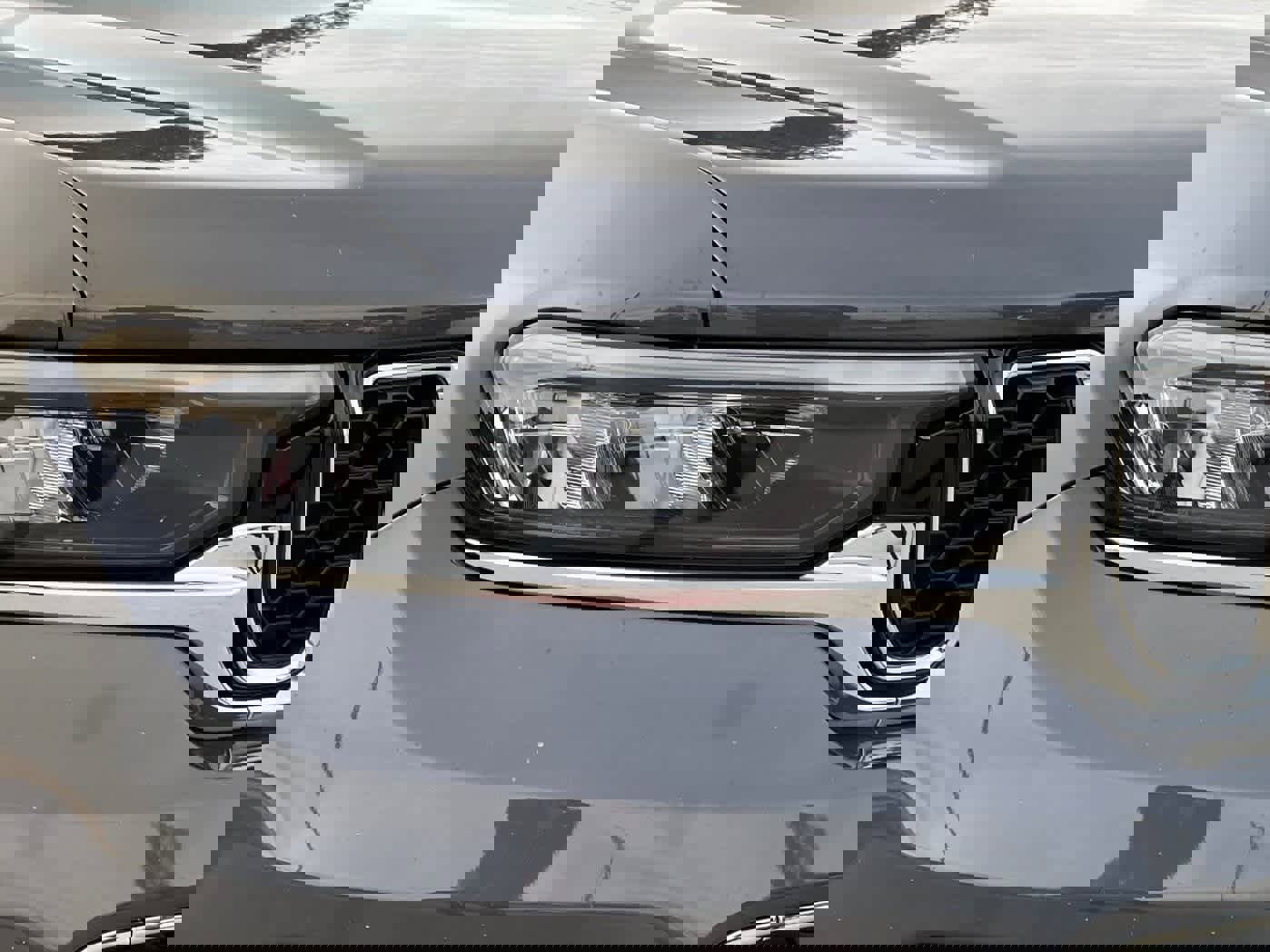 Used 2024 Jeep Grand Cherokee Overland w/ Trailer Tow Package image 35