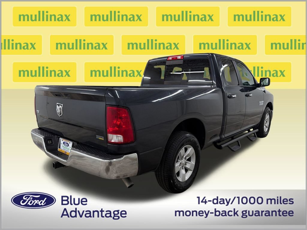 Used 2017 RAM 1500 Classic SLT RWD image 3