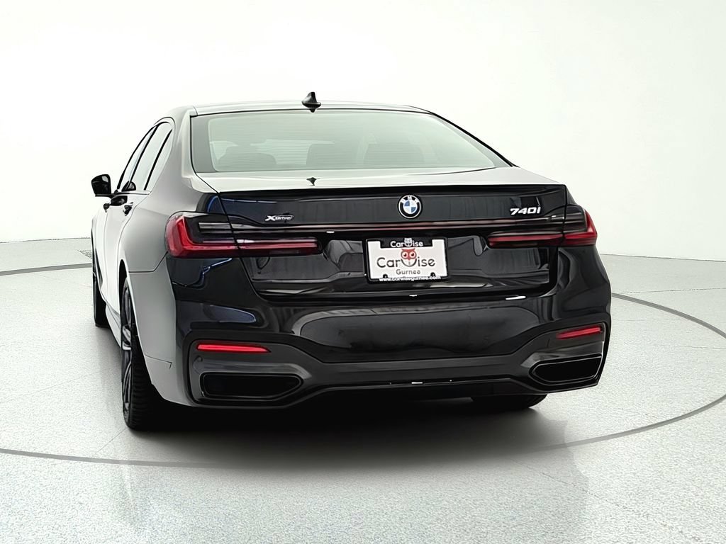 Used 2022 BMW 740i xDrive w/ M Sport Package AWD/4WD image 6