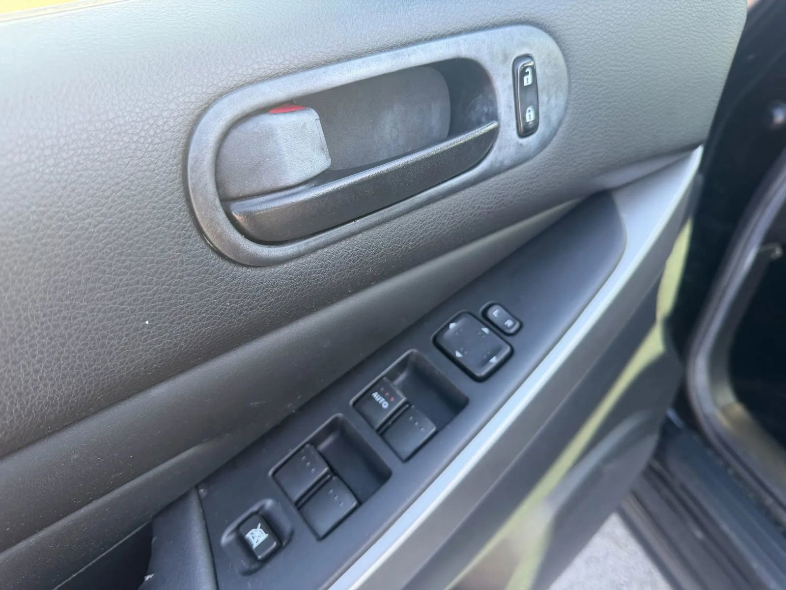 Used 2011 MAZDA CX-7 i Sport w/ Convenience Pkg image 10