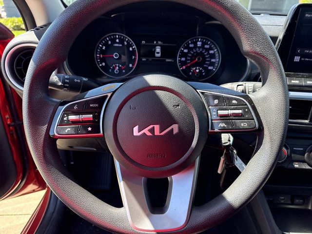 Used 2022 Kia Forte LXS image 29