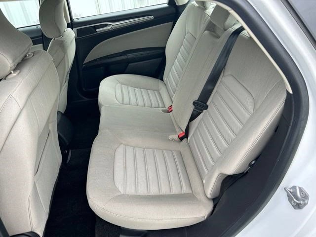 Used 2018 Ford Fusion S FWD image 35