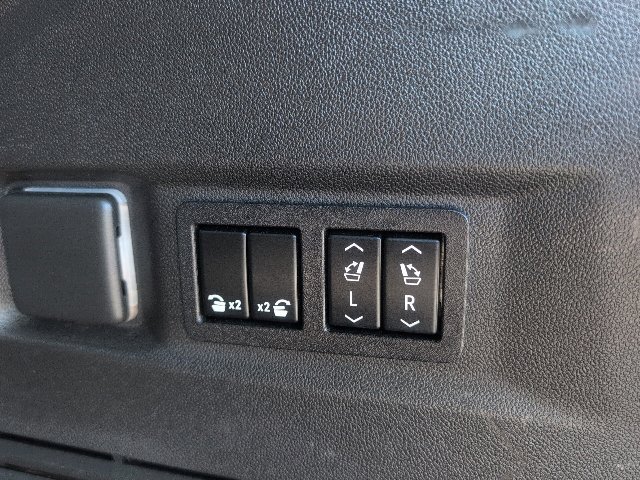 Used 2022 Chevrolet Tahoe High Country AWD/4WD image 50