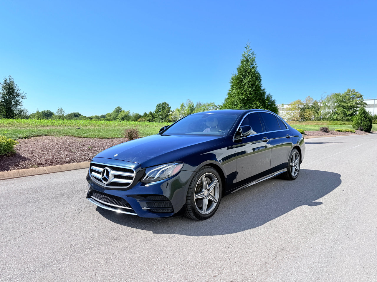 Used 2017 Mercedes-Benz E 300 image 11