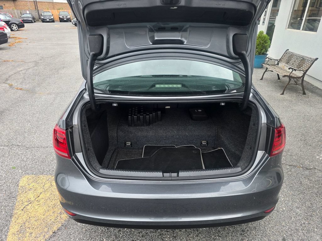Used 2014 Volkswagen Jetta Hybrid Sedan FWD image 14