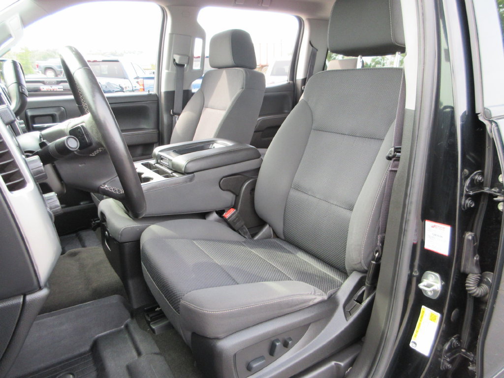 Used 2017 Chevrolet Silverado 1500 LT w/ All Star Edition AWD/4WD image 17