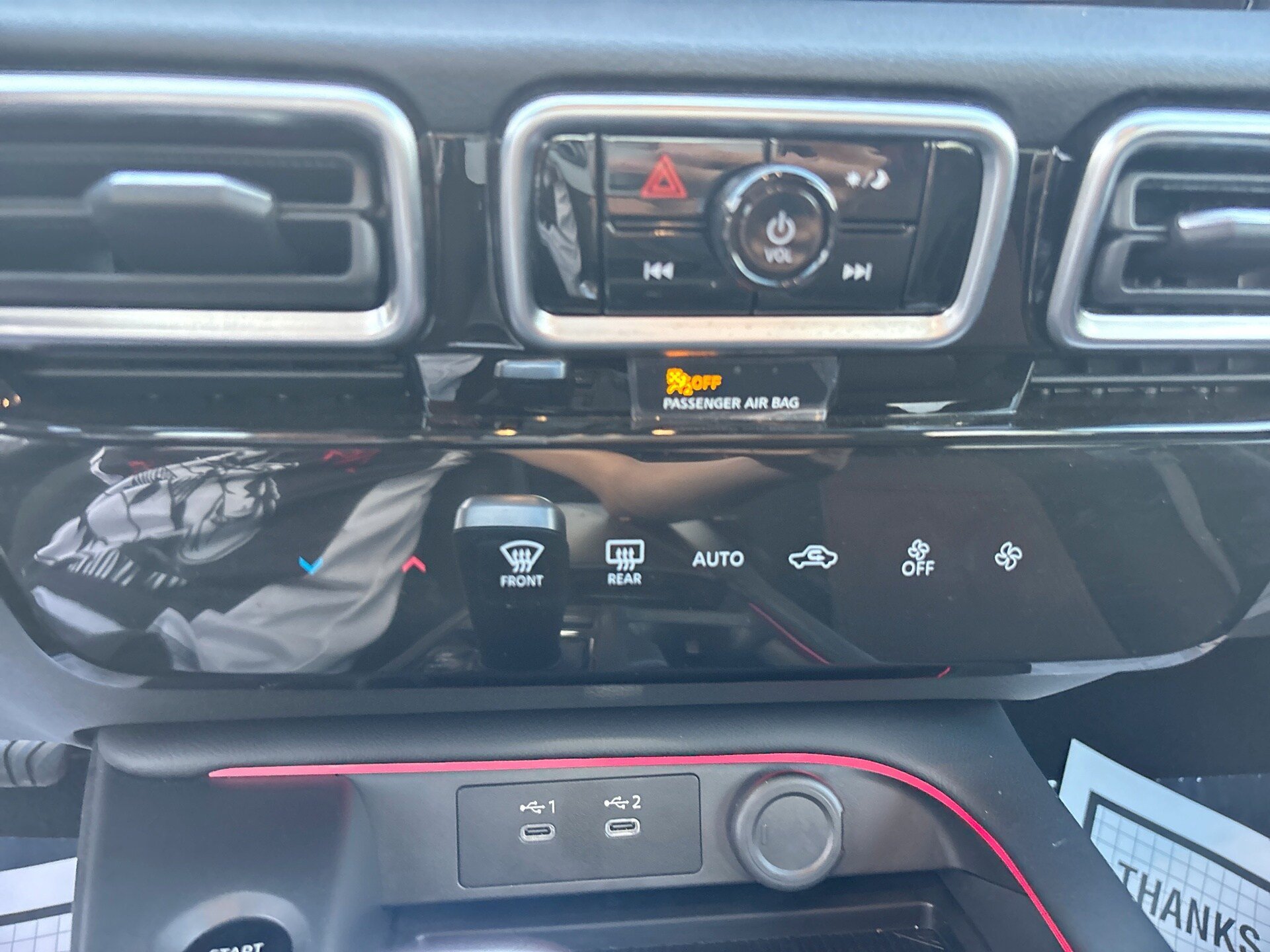 Used 2026 Nissan Sentra SR w/ Floor Mat Package FWD image 16