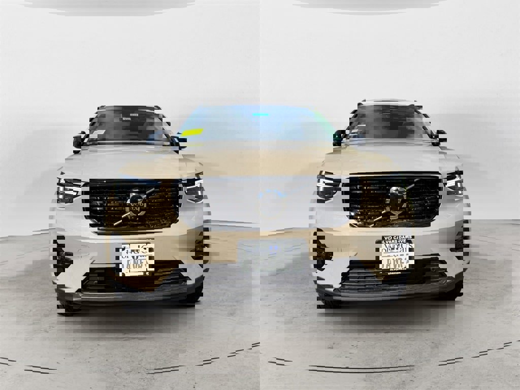 New 2025 Volvo XC40 B5 Ultra w/ Climate Package image 21