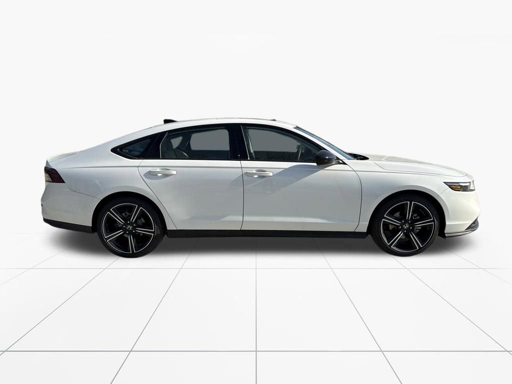 Certified 2026 Honda Accord SE image 9
