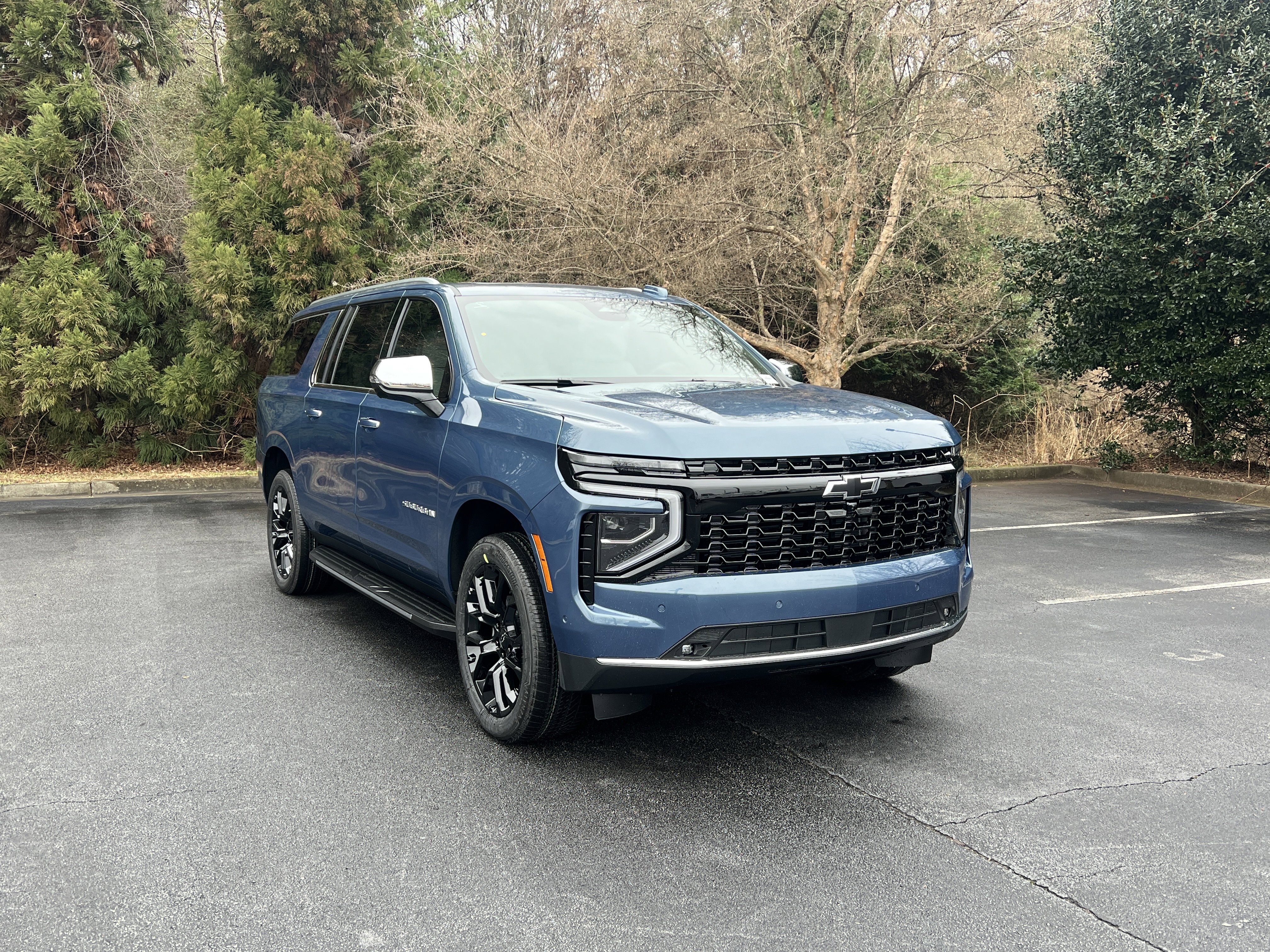 New 2026 Chevrolet Suburban Premier w/ Sun And Tow Package AWD/4WD image 2