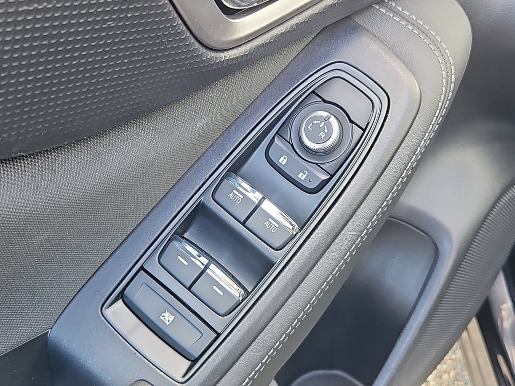 Used 2019 Subaru Forester Premium AWD/4WD image 23